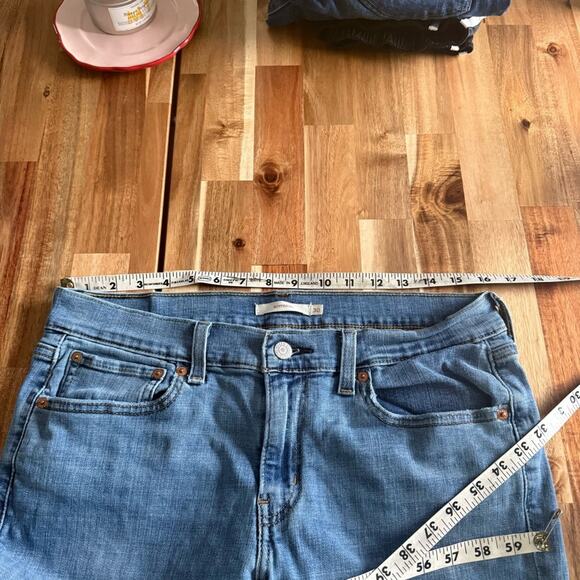 LEVI’S Jeans Light Wash - Picture 5 of 8